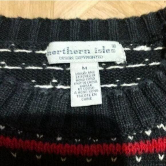 Northern Isles Christmas sweater medium tree - Picture 4 of 5
